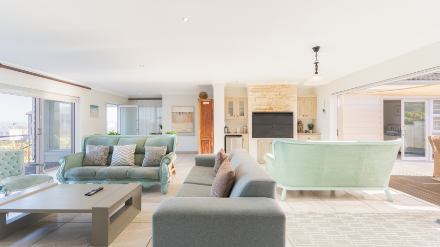 4 Bedroom Property for Sale in Yzerfontein Western Cape